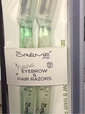 The Crème Shop Green Eyebrow & Hair Razors - Set of 2
